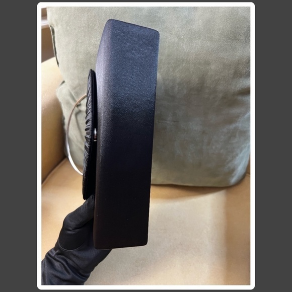 🔺SOLD🔺Black Satin Pleated-Flap Metal Handle Retro Evening Bag w/Detachable Strap - Picture 9 of 14